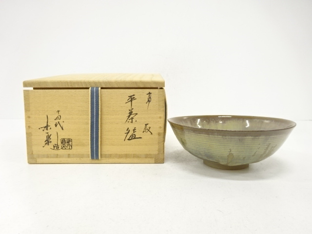 JAPANESE TEA CEREMONY / TAKATORI WARE FLAT TEA BOWL CHAWAN / ARTISAN WORK